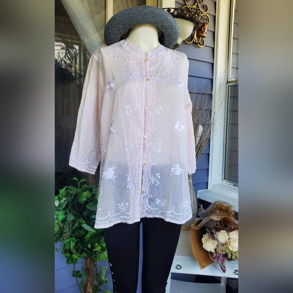 VTG Merlee Crochet Embroideries Floral Traditional Medium Top Blouse Semi-Sheer - Picture 2 of 11